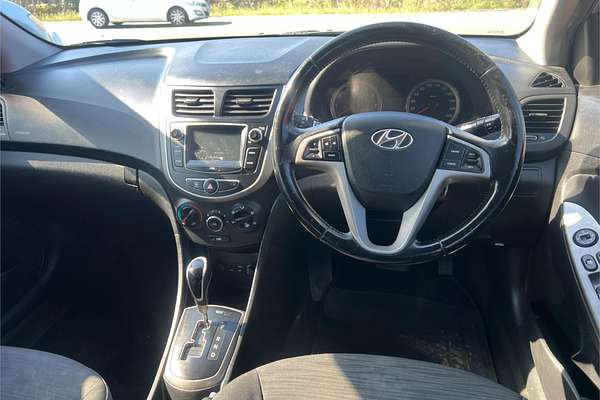 2017 Hyundai Accent Sport RB6