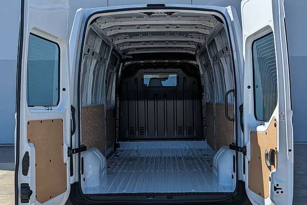 2025 Renault Master Pro 110kW X62 Phase 2 LWB Mid Roof