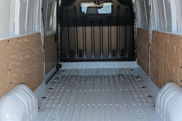 2025 Renault Master Pro 110kW X62 Phase 2 LWB Mid Roof