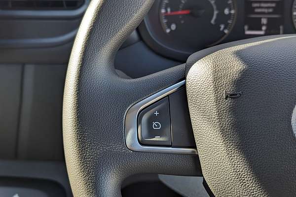 2025 Renault Master Pro 110kW X62 Phase 2 LWB Mid Roof