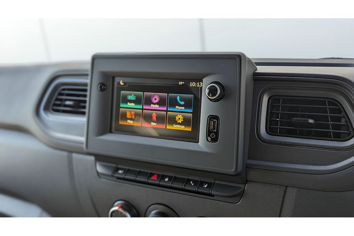 2025 Renault Master Pro 110kW X62 Phase 2 LWB Mid Roof