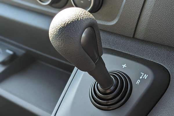 2025 Renault Master Pro 110kW X62 Phase 2 LWB Mid Roof