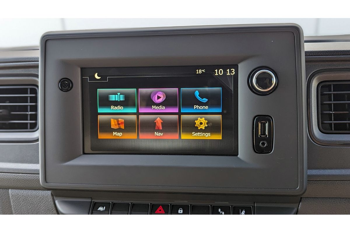 2025 Renault Master Pro 110kW X62 Phase 2 LWB Mid Roof