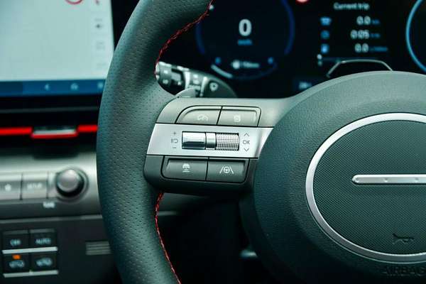 2025 Hyundai Kona Premium N Line SX2.V3