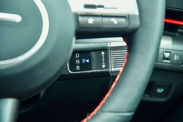 2025 Hyundai Kona Premium N Line SX2.V3