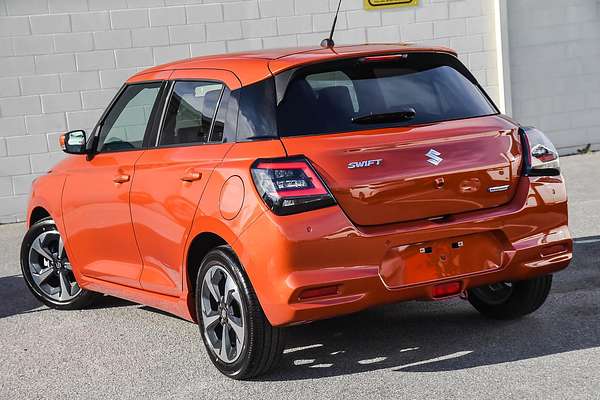 2025 Suzuki Swift Hybrid GLX UZ