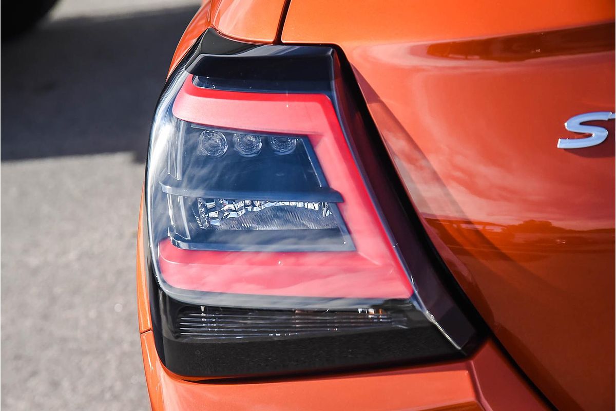 2025 Suzuki Swift Hybrid GLX UZ