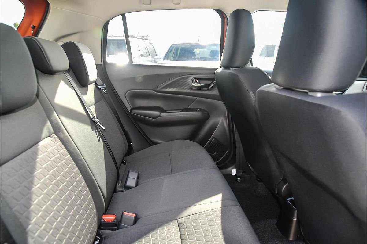 2025 Suzuki Swift Hybrid GLX UZ