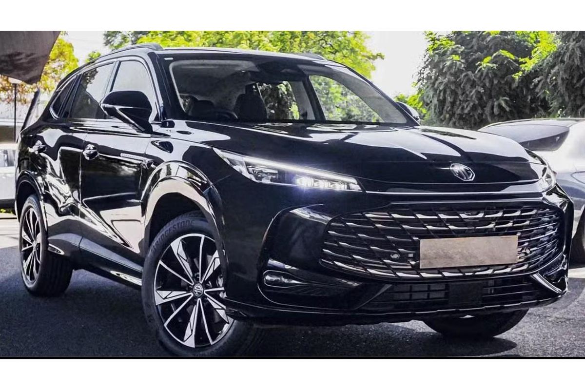 2025 MG HS Hybrid+ Excite AS33H