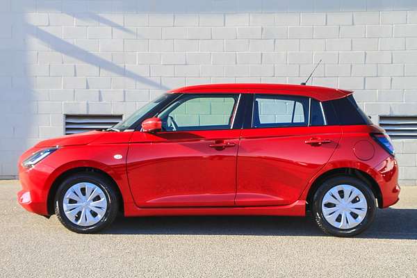 2025 Suzuki Swift Hybrid UZ