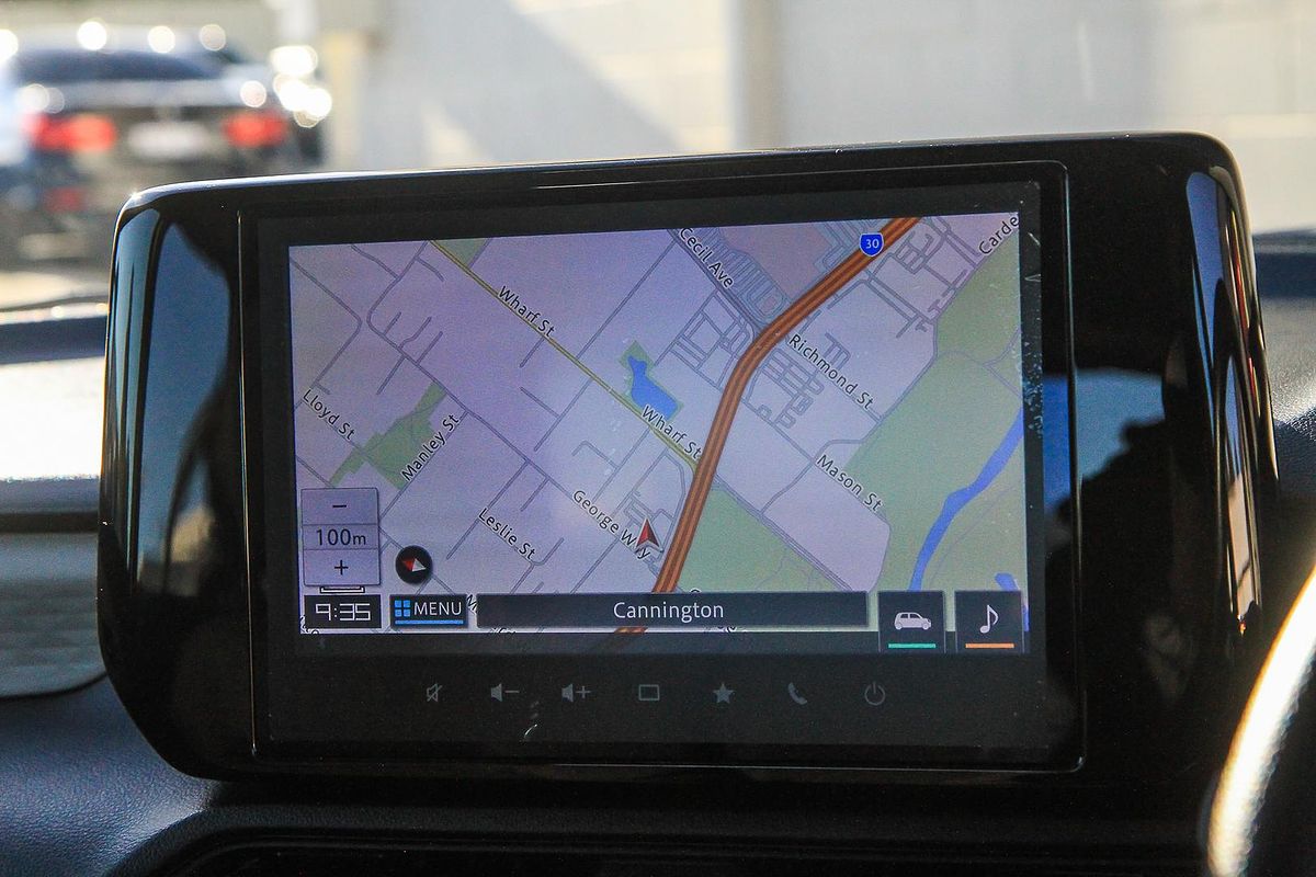 2025 Suzuki Swift Hybrid UZ