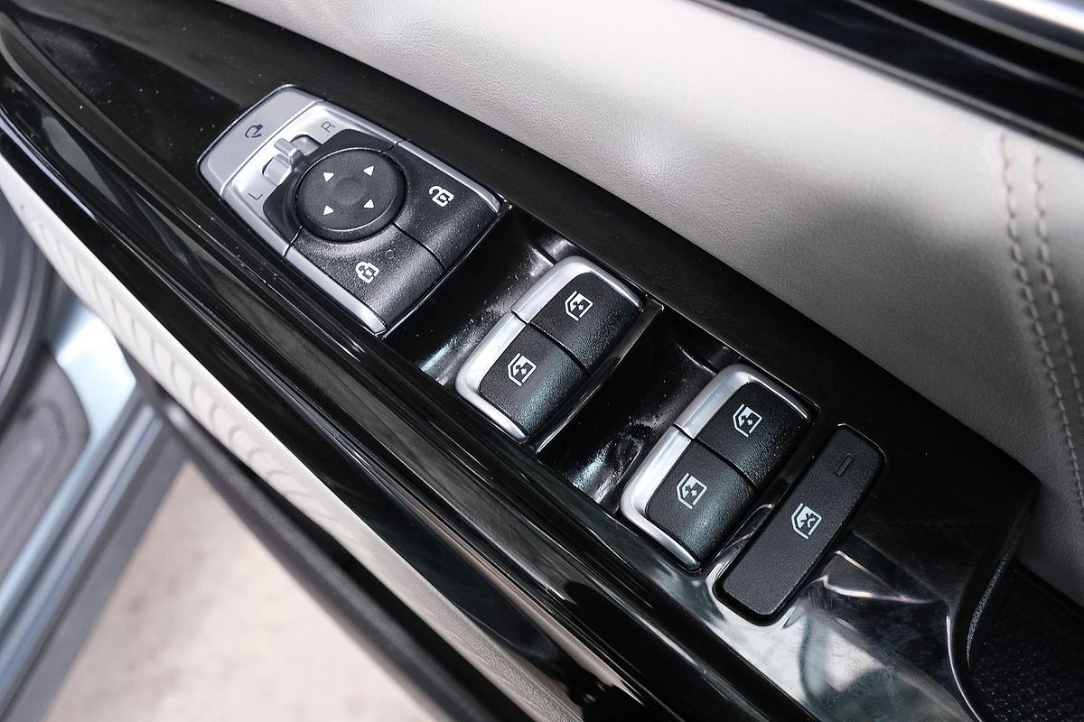 2021 Kia Carnival Platinum KA4