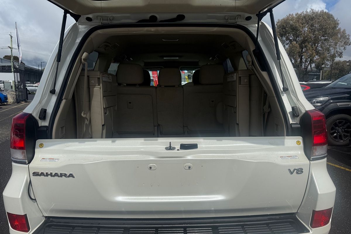 2017 Toyota Landcruiser Sahara VDJ200R