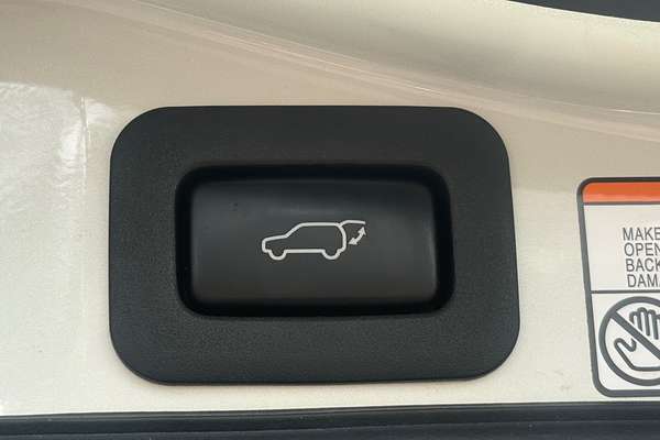 2017 Toyota Landcruiser Sahara VDJ200R