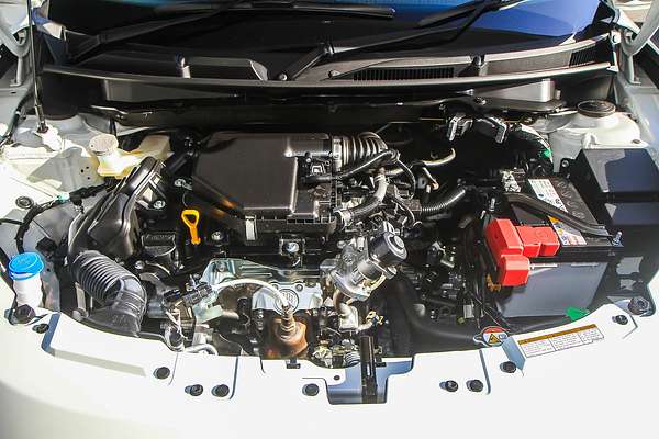 2025 Suzuki Swift Hybrid UZ