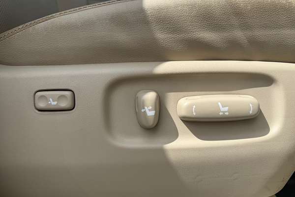 2017 Toyota Landcruiser Sahara VDJ200R