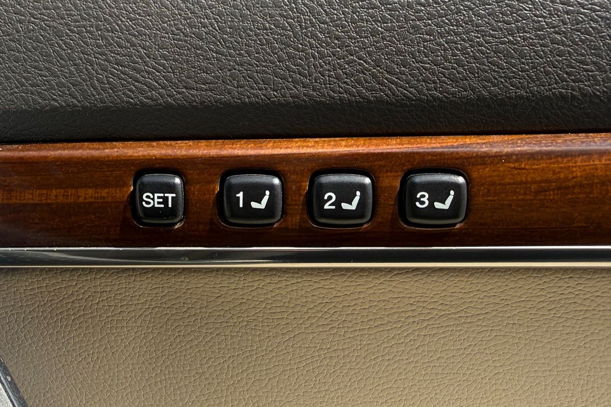 2017 Toyota Landcruiser Sahara VDJ200R