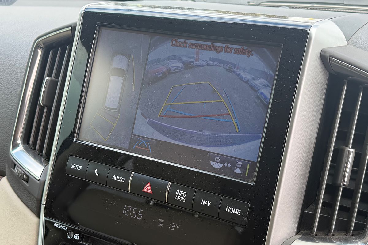 2017 Toyota Landcruiser Sahara VDJ200R