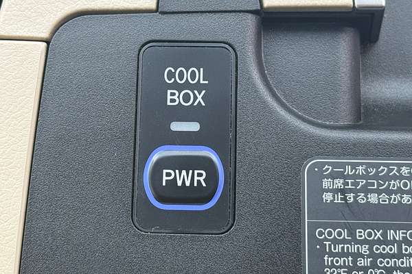 2017 Toyota Landcruiser Sahara VDJ200R