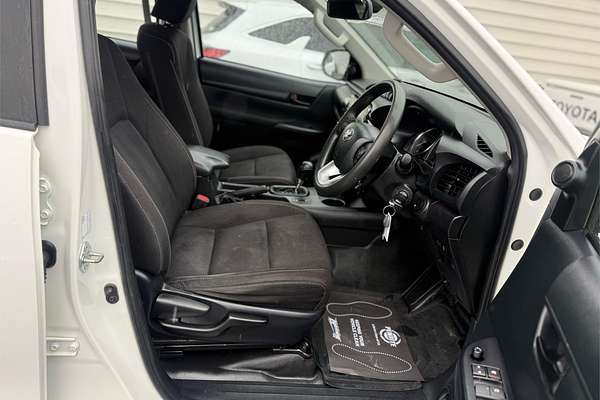 2022 Toyota Hilux SR GUN126R 4X4