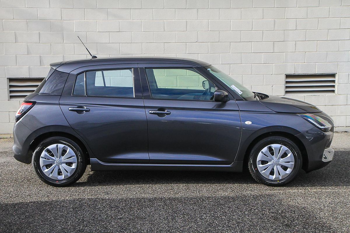 2025 Suzuki Swift Hybrid UZ