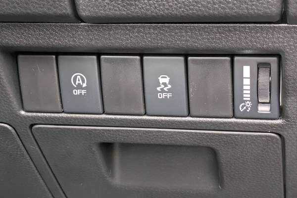 2025 Isuzu D-MAX X-RIDER 4X4