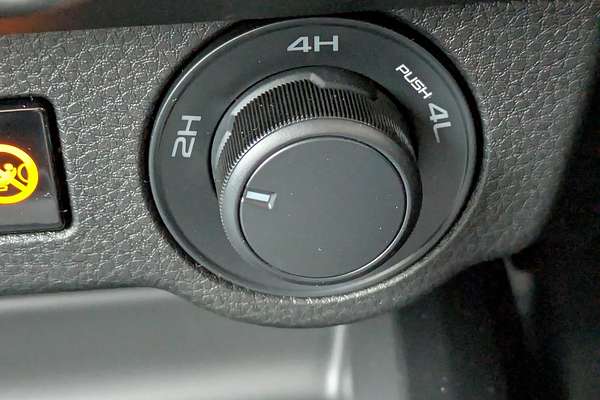 2025 Isuzu D-MAX X-RIDER 4X4