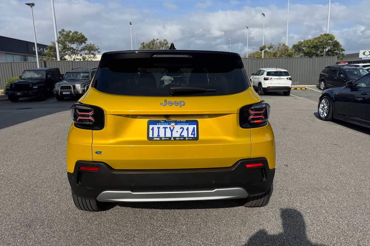 2024 Jeep Avenger Summit JJ