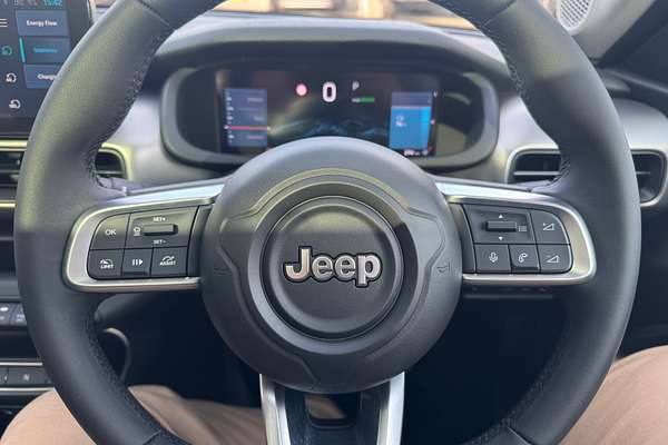 2024 Jeep Avenger Summit JJ