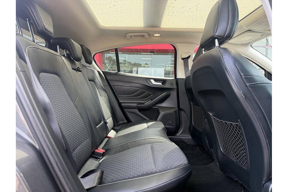 2018 Ford Focus Titanium SA