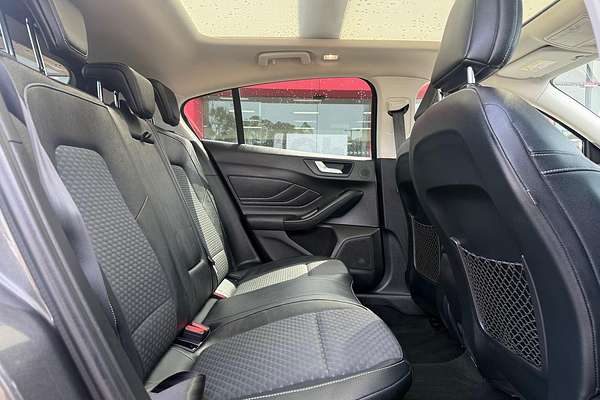 2018 Ford Focus Titanium SA
