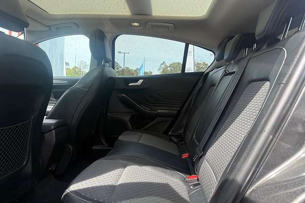 2018 Ford Focus Titanium SA