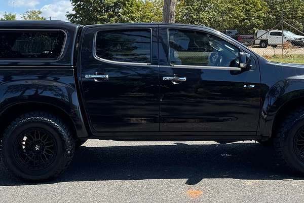 2017 Isuzu D-MAX LS-M 4X4
