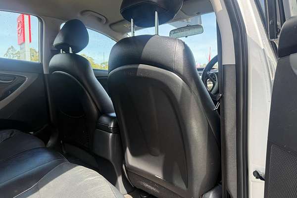 2015 Hyundai Elantra SE MD3