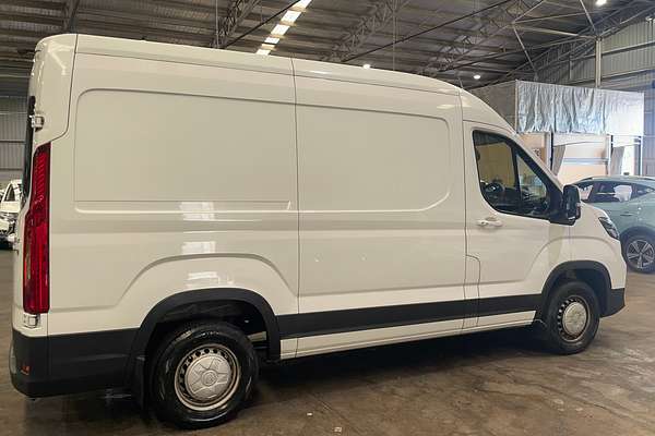 2022 LDV Deliver 9 MWB Mid Roof