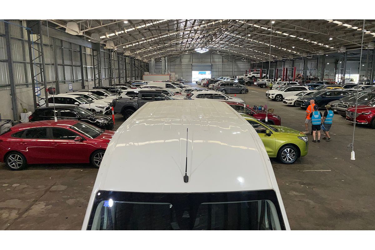 2022 LDV Deliver 9 MWB Mid Roof