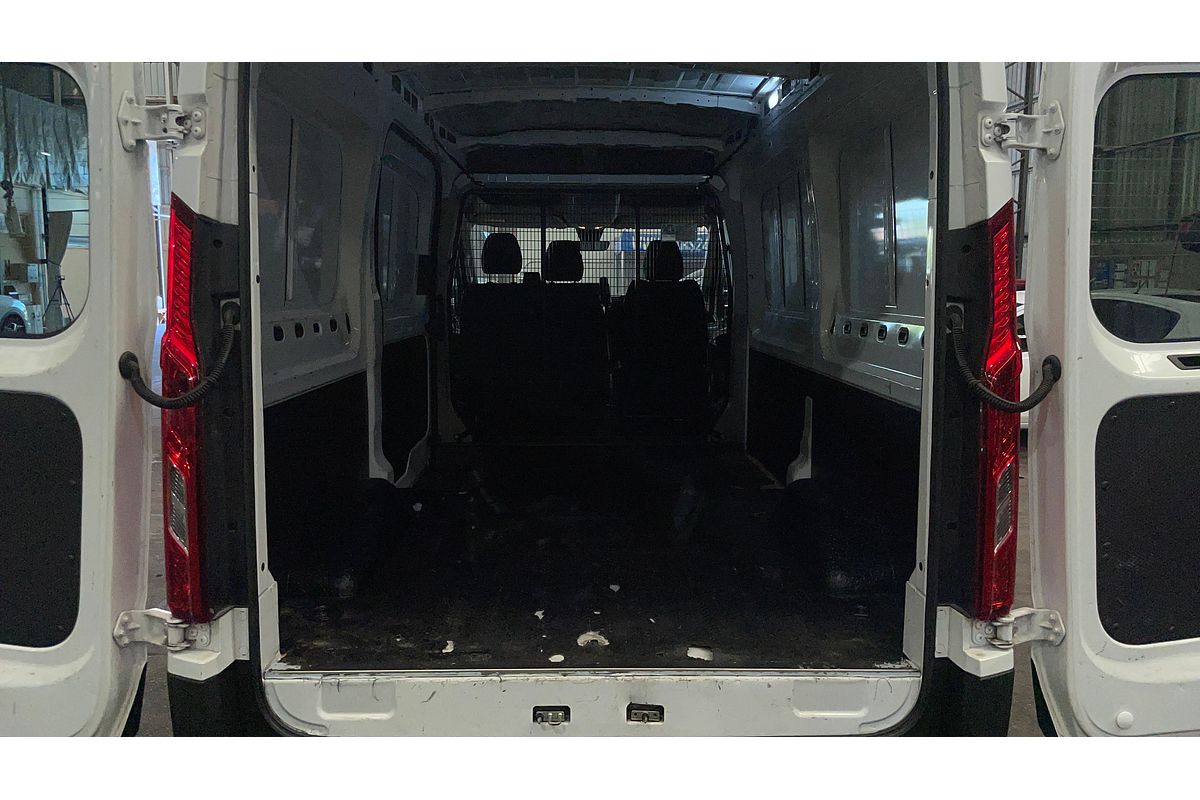 2022 LDV Deliver 9 MWB Mid Roof