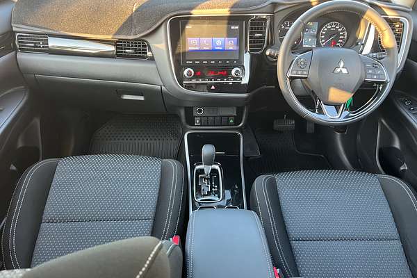 2021 Mitsubishi Outlander ES ZL