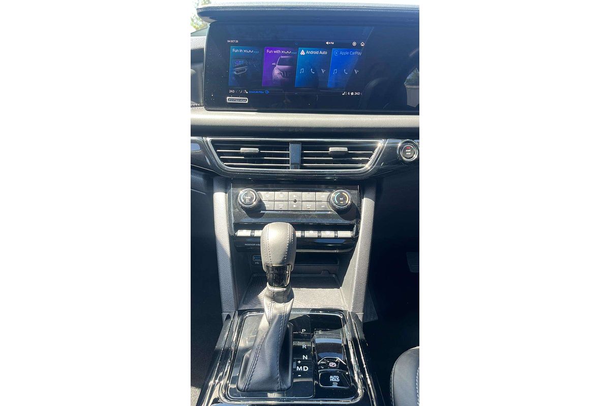 2025 Mahindra XUV700 AX7L