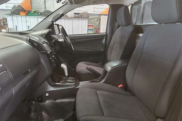 2018 Isuzu D-MAX SX High Ride Rear Wheel Drive