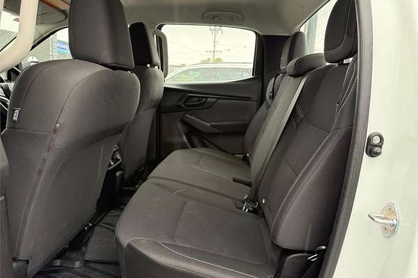 2022 Isuzu D-MAX SX High Ride Rear Wheel Drive