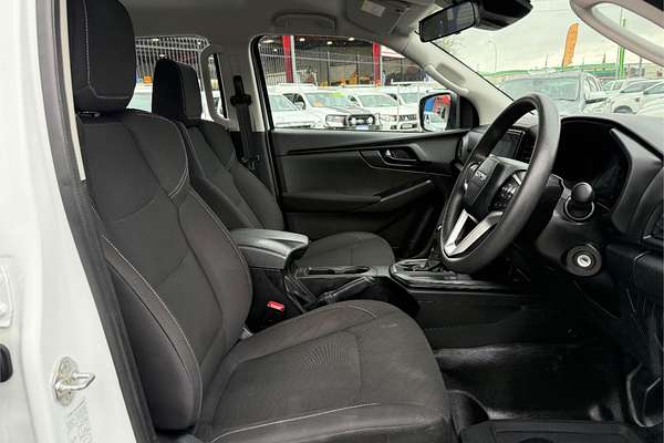 2022 Isuzu D-MAX SX High Ride Rear Wheel Drive