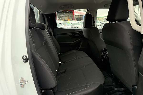 2022 Isuzu D-MAX SX High Ride Rear Wheel Drive