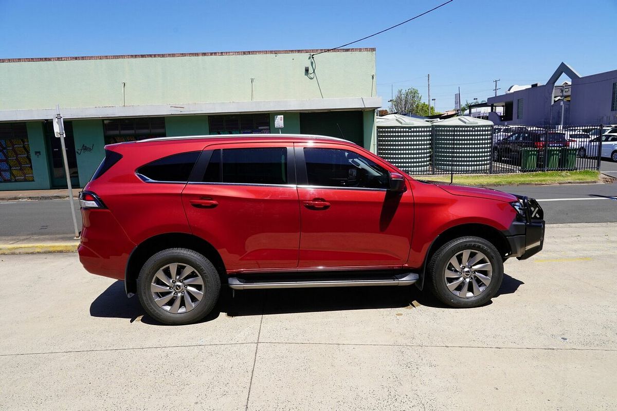 2021 Isuzu MU-X LS-U
