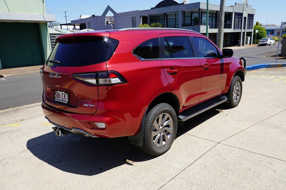 2021 Isuzu MU-X LS-U