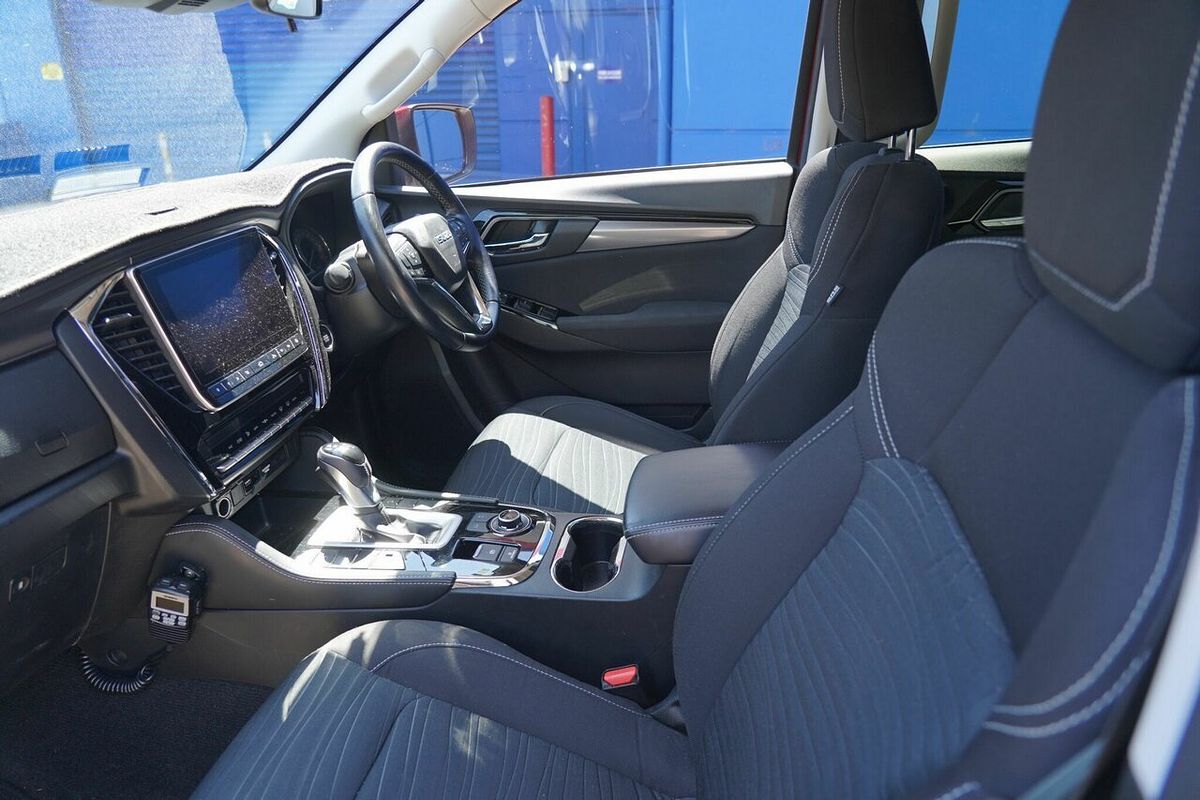2021 Isuzu MU-X LS-U