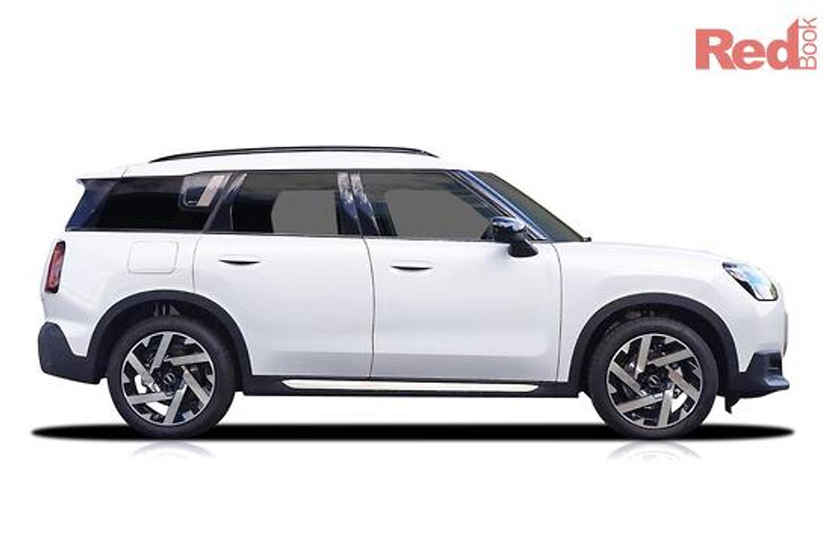 2025 MINI Countryman S Favoured U25