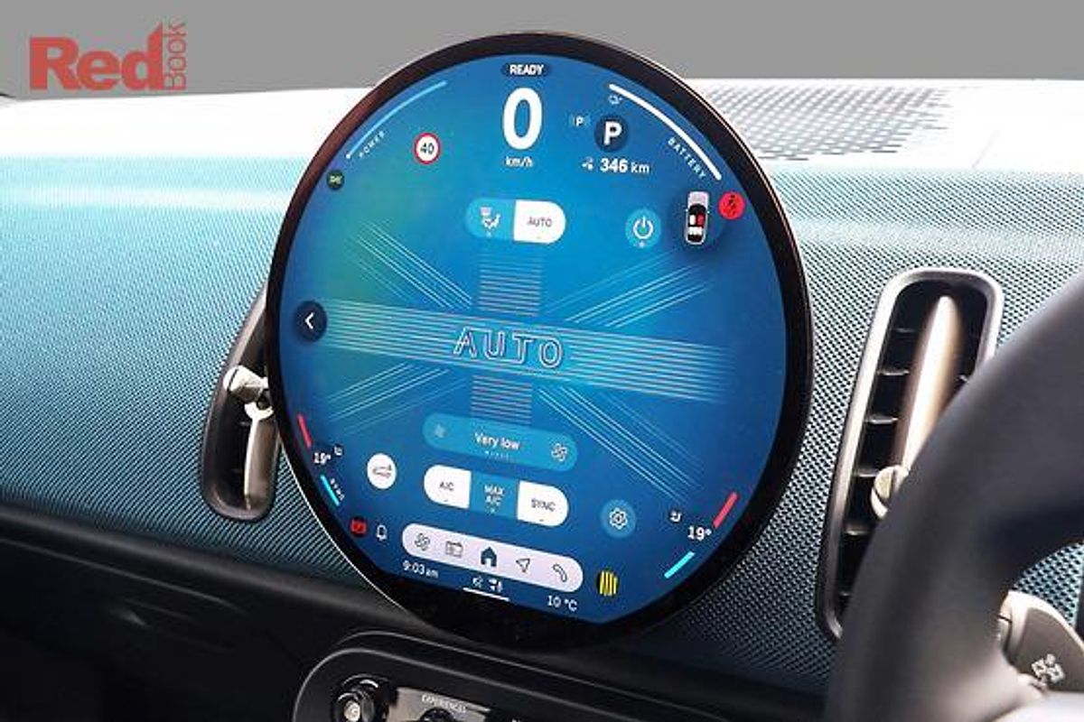2025 MINI Countryman S Favoured U25