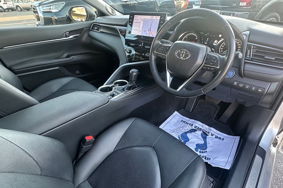 2021 Toyota Camry SL AXVH70R
