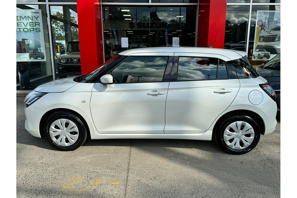 2025 Suzuki Swift Hybrid UZ